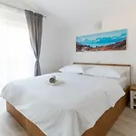 Lux 3 Apartmán *