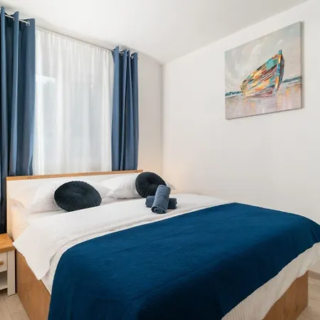 Lux 3 Apartmán Marina